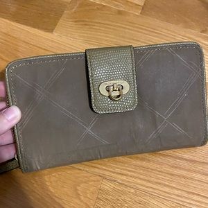 Brown Vera Bradley wallet